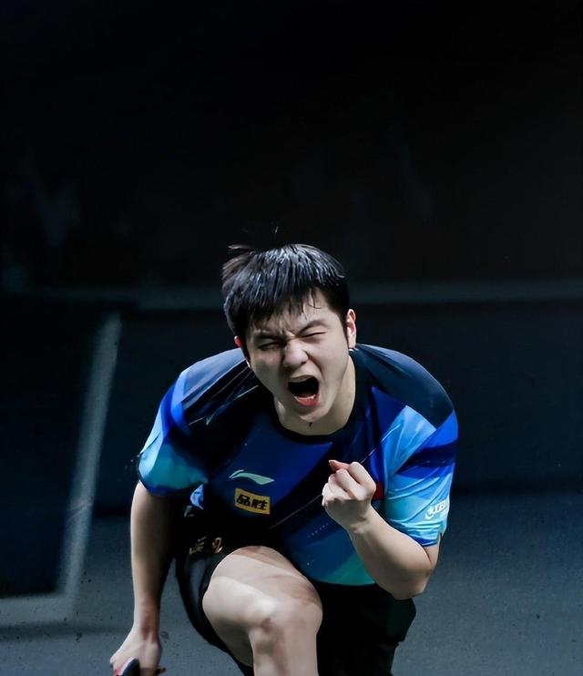 奥运会明星选手受伤退赛,引发热议 奥运会明星选手受伤退赛,引发热议