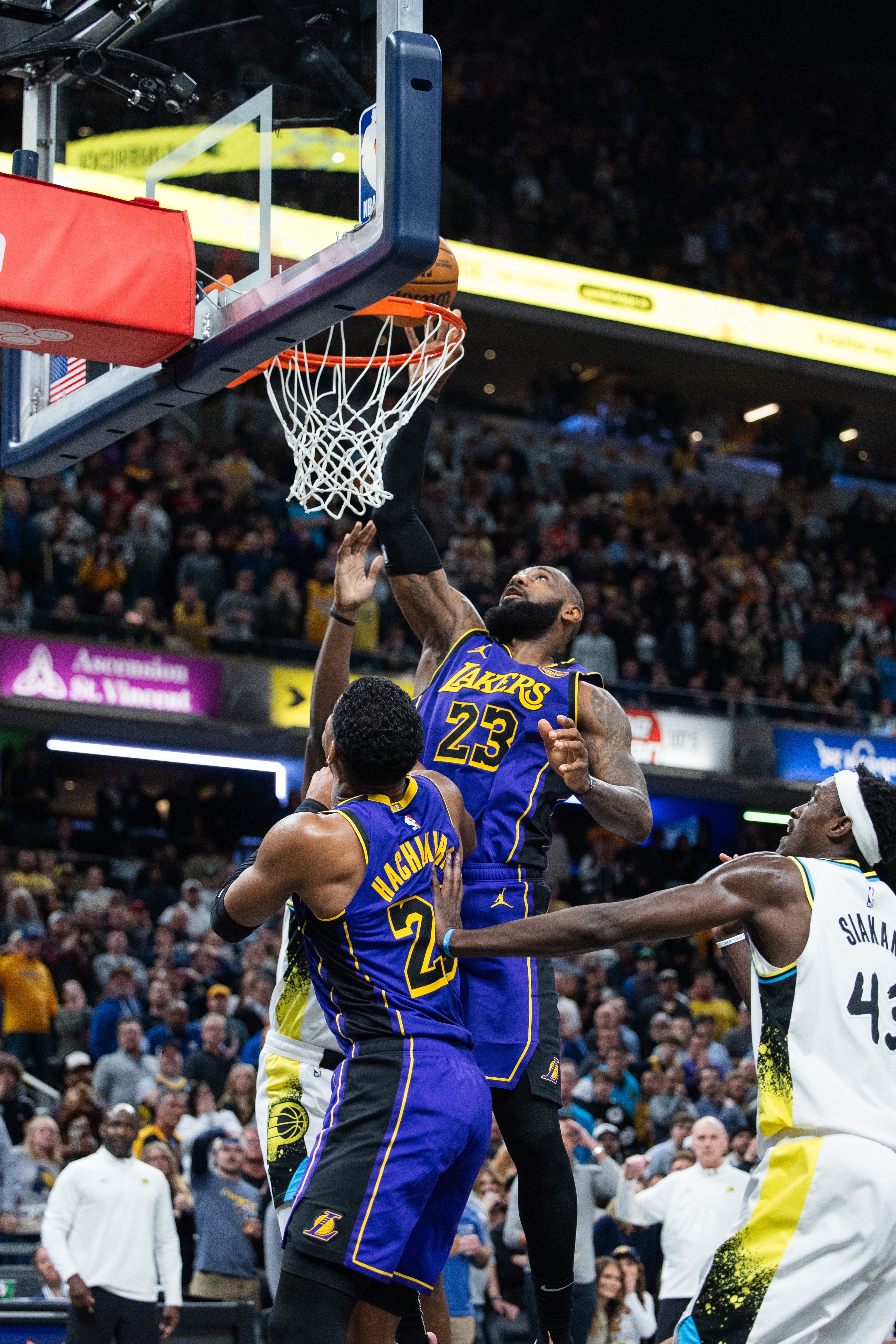 NBA2K惊险逆转取胜，粉丝狂欢不已