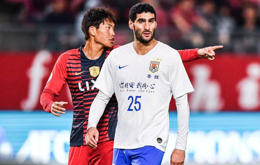 NBA2K惊险逆转取胜，粉丝狂欢不已