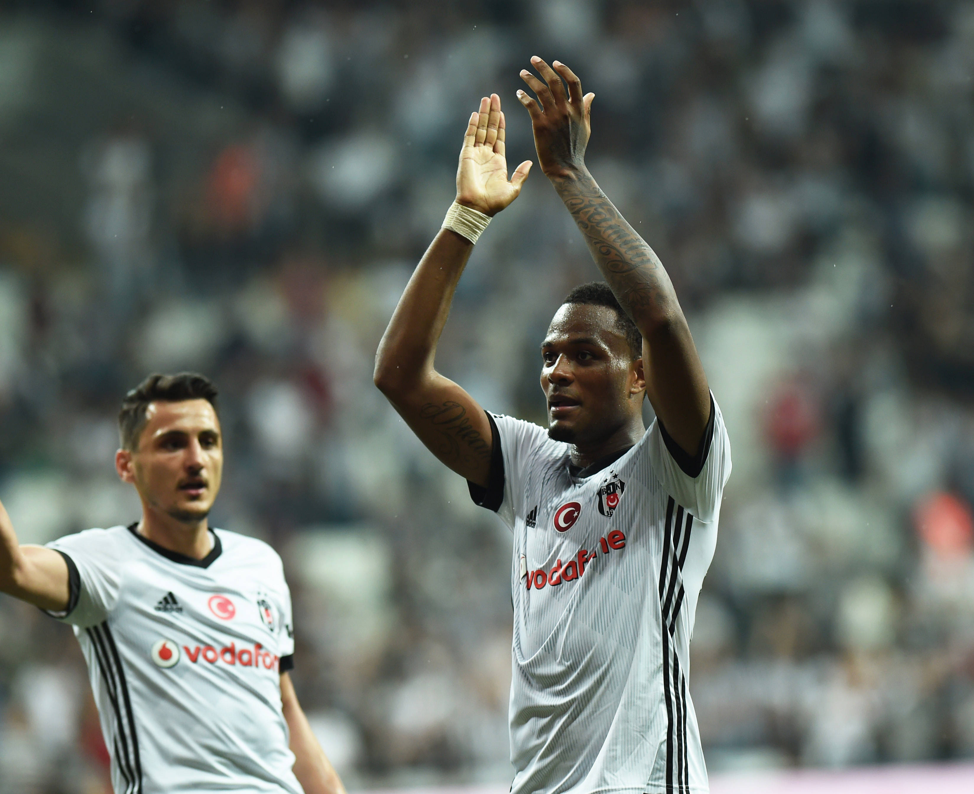 年终总决赛碾压拉沃尔杯，穆雷带队取胜