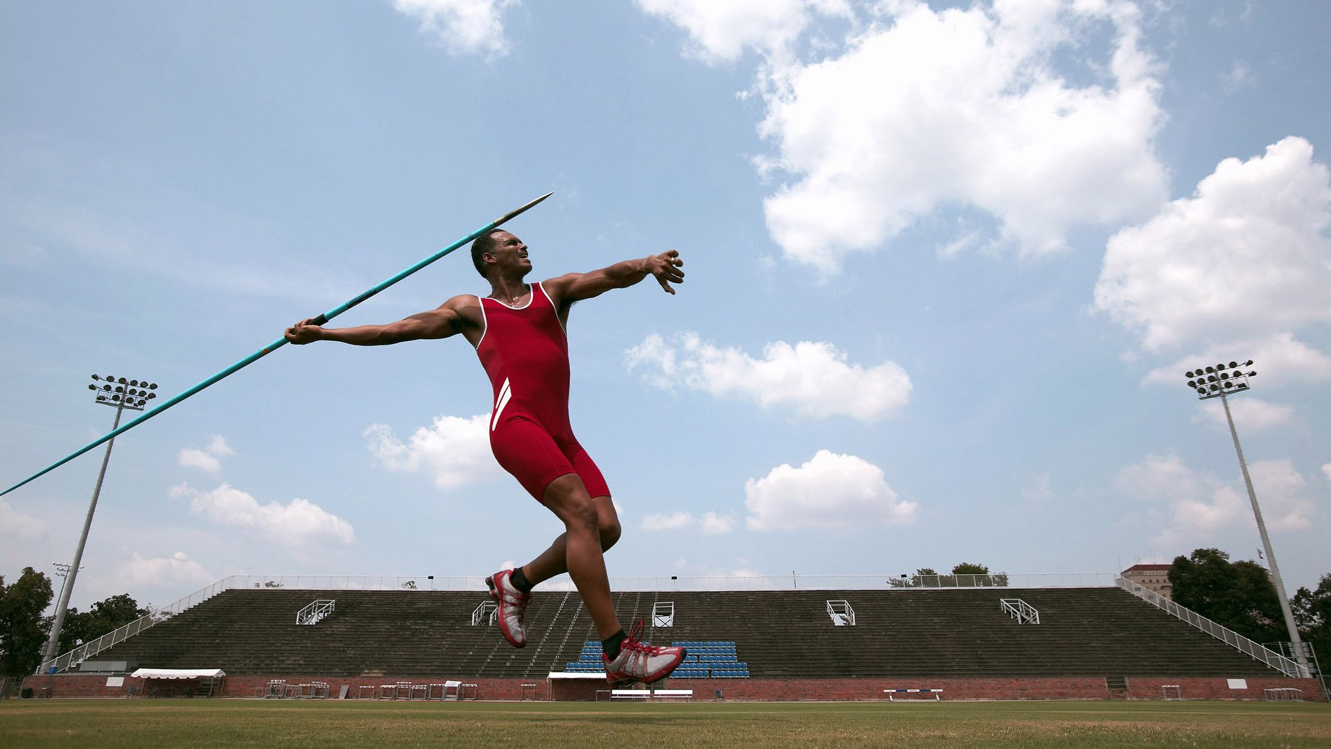 惊涛骇浪！布伦森爆发如磐石，湖人连续得分压制雷霆如潮水