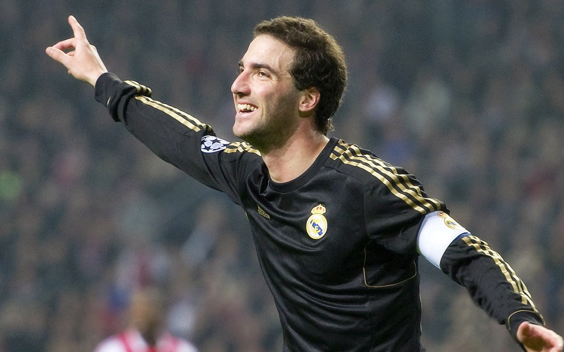 惊涛骇浪！布伦森爆发如磐石，湖人连续得分压制雷霆如潮水