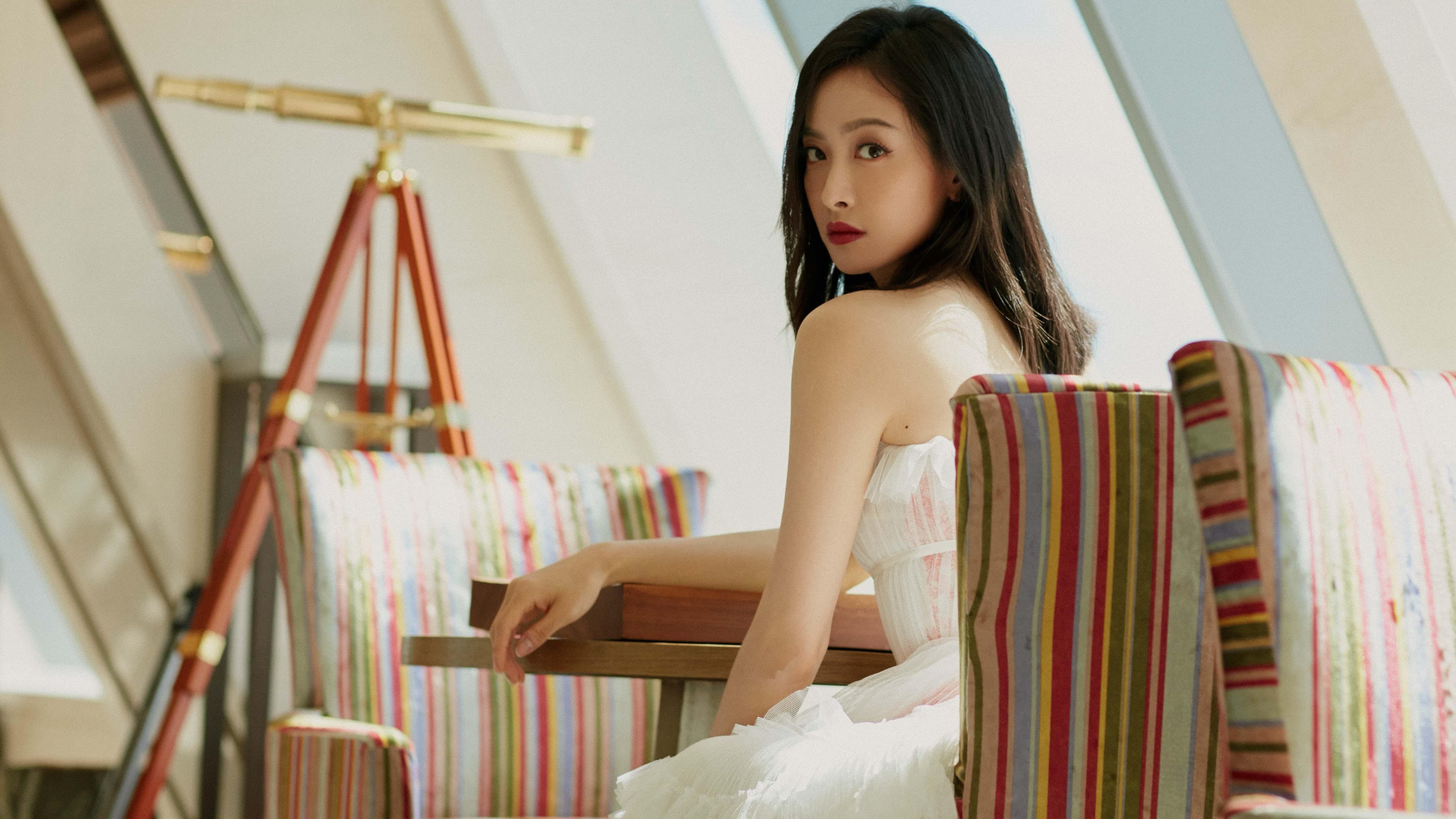 约基奇关键节点连续得分，火箭加时险胜雄鹿