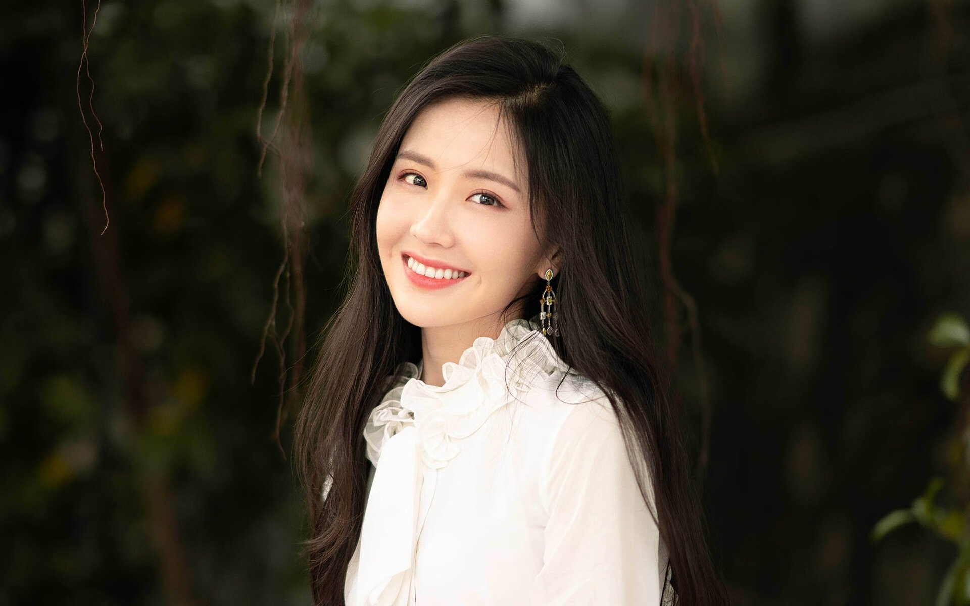 绝杀法兰西铁塔！特雷-杨45分逆天抛射，老鹰加时险胜戈贝尔守护的森林狼