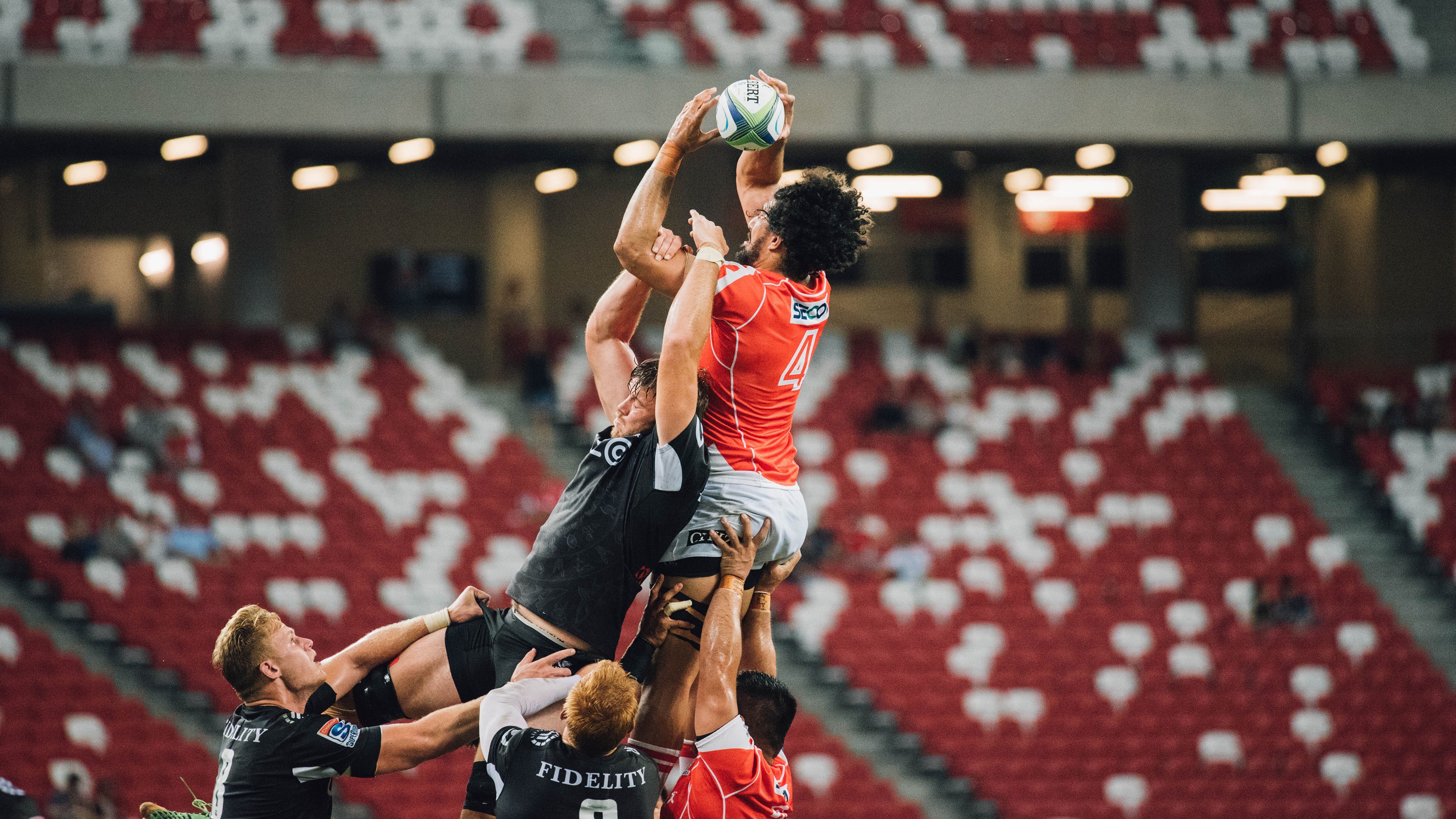 骑士新王当立！切特一夫当关斩狼，克利夫兰崛起密码已现