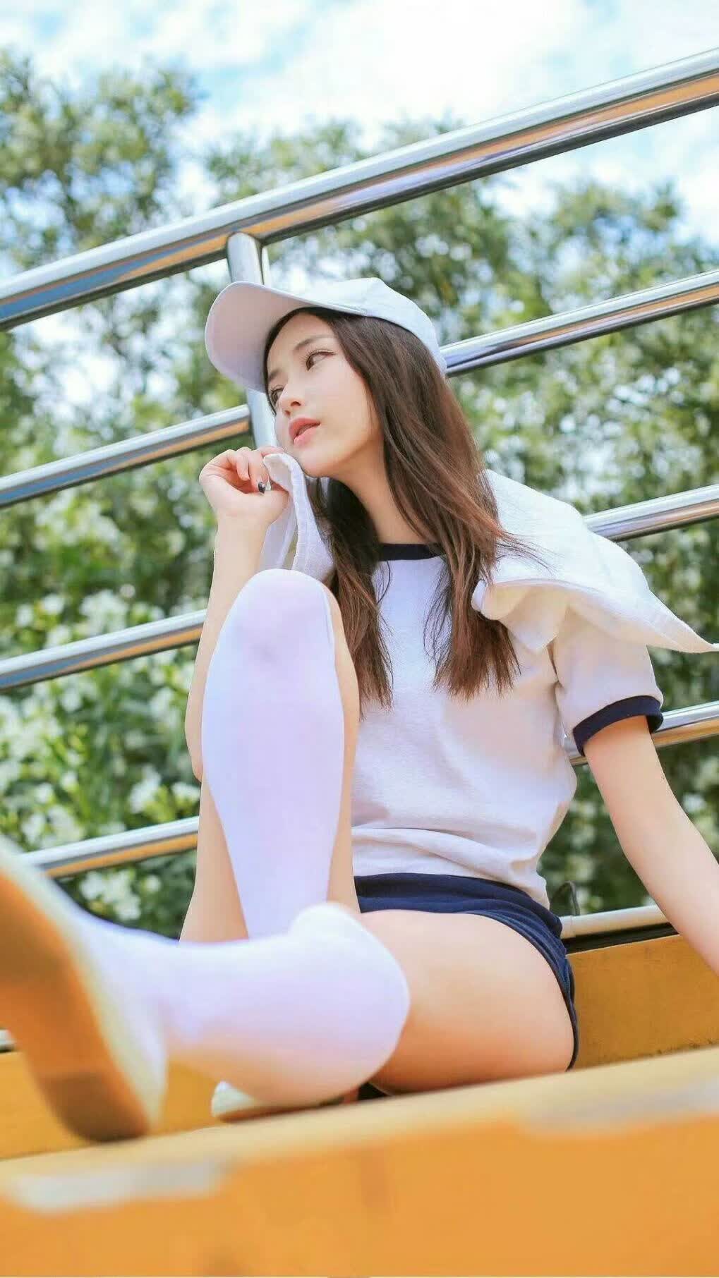 开云体育入口-郁金香的黄昏烈焰，G组生死战，穆西亚拉为荷兰刻下压哨圣杯